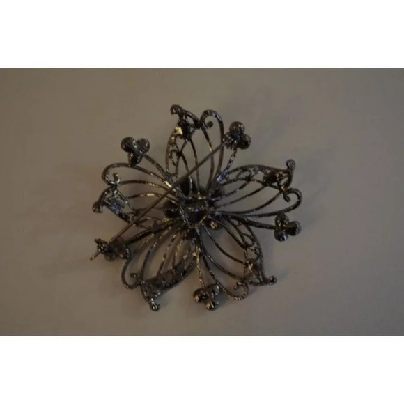 Large Floral Brooch Rhinestone Vintage Jewelry Statement Piece - Picture 7 of 10